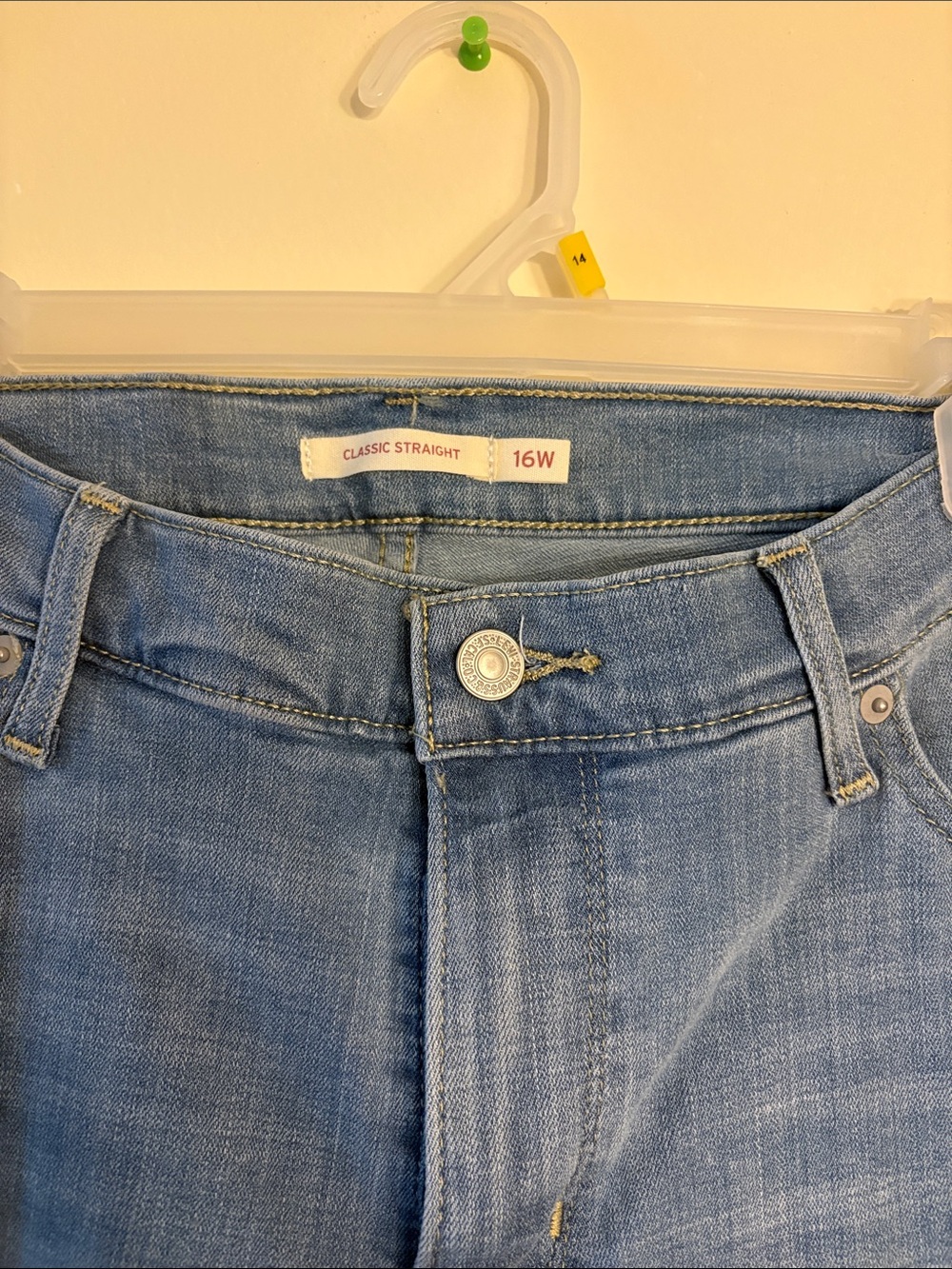 Levi's Classic Straight Leg Jeans in Light Blue Denim